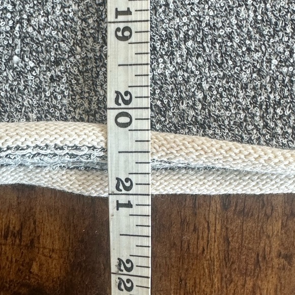 Fantastic Fawn | Gray Boxy “Nelly” Sweater with Contrasting Cream Trim - Picture 8 of 9